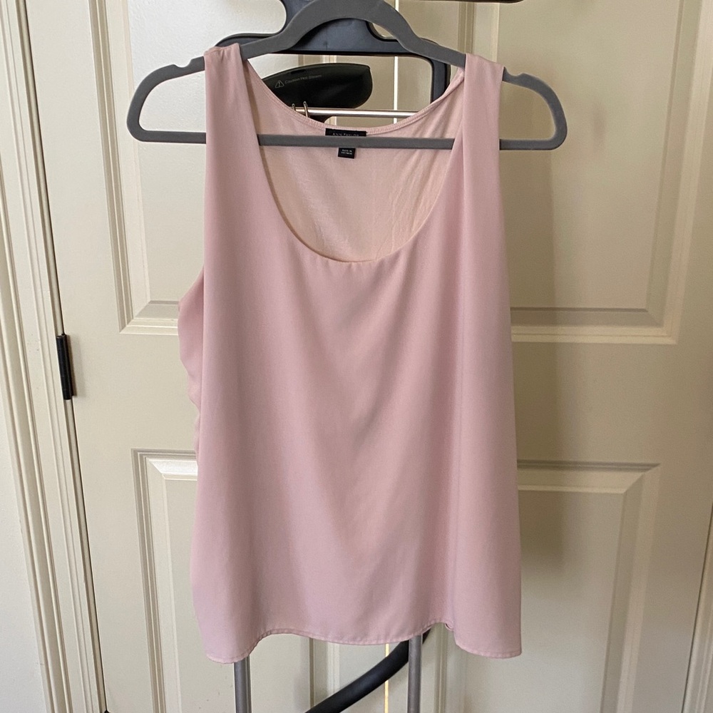 Ann Taylor Soft Blush Scoop Neck Camisole